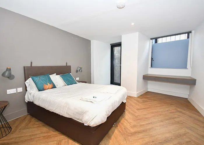 Lovely 3Bed Flat In Central Manchester W Security